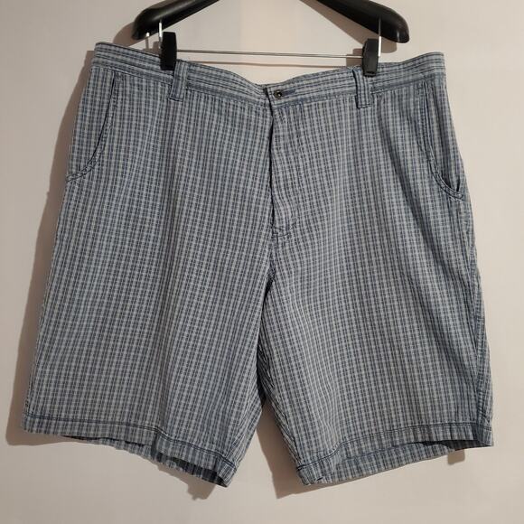 Tommy Bahama Mens Silk Cotton Plaid Seersucker Chino Shorts Size 40 Beach Preppy - Picture 1 of 10